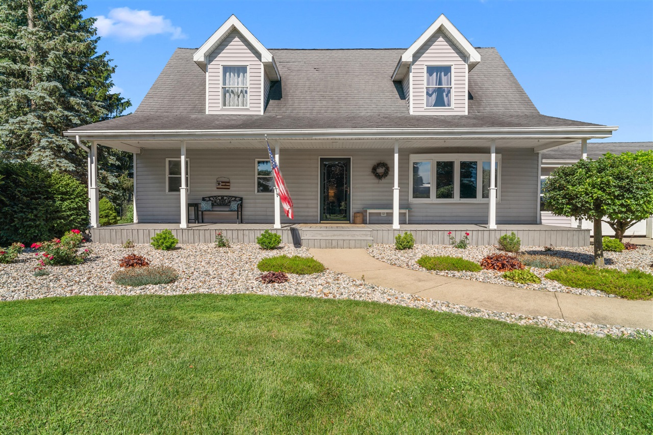 Homes for sale in Jonesville, MI | 5160 Barker Rd, Jonesville, MI 49250 | MLS# 70479603