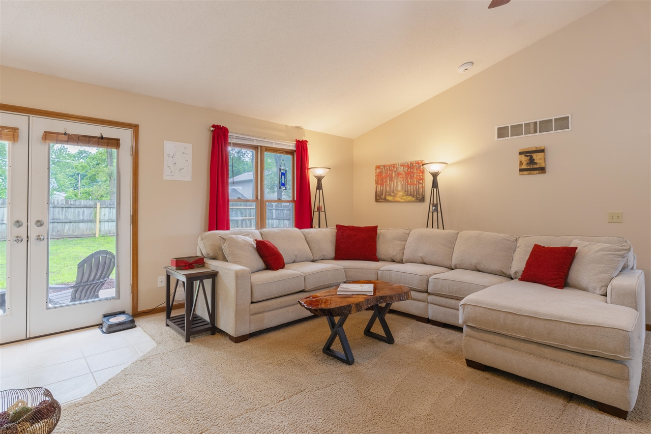 Homes for sale in Portage, MI | 1428 Sherry Dr, Portage, MI 49024 | MLS# 70479702