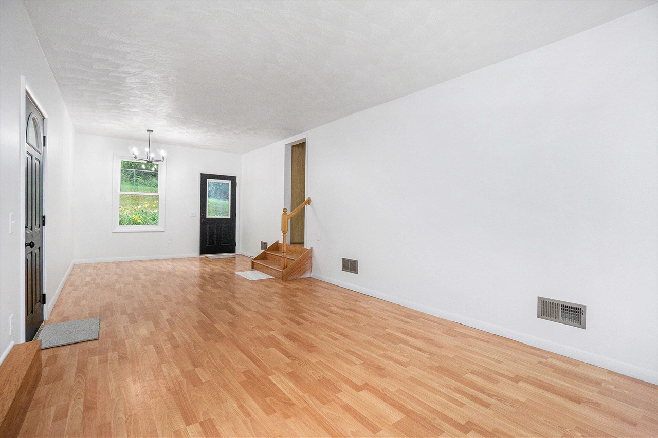 Homes for sale in Augusta, MI | 7350 N 46Th St, Augusta, MI 49012 | MLS# 70480115