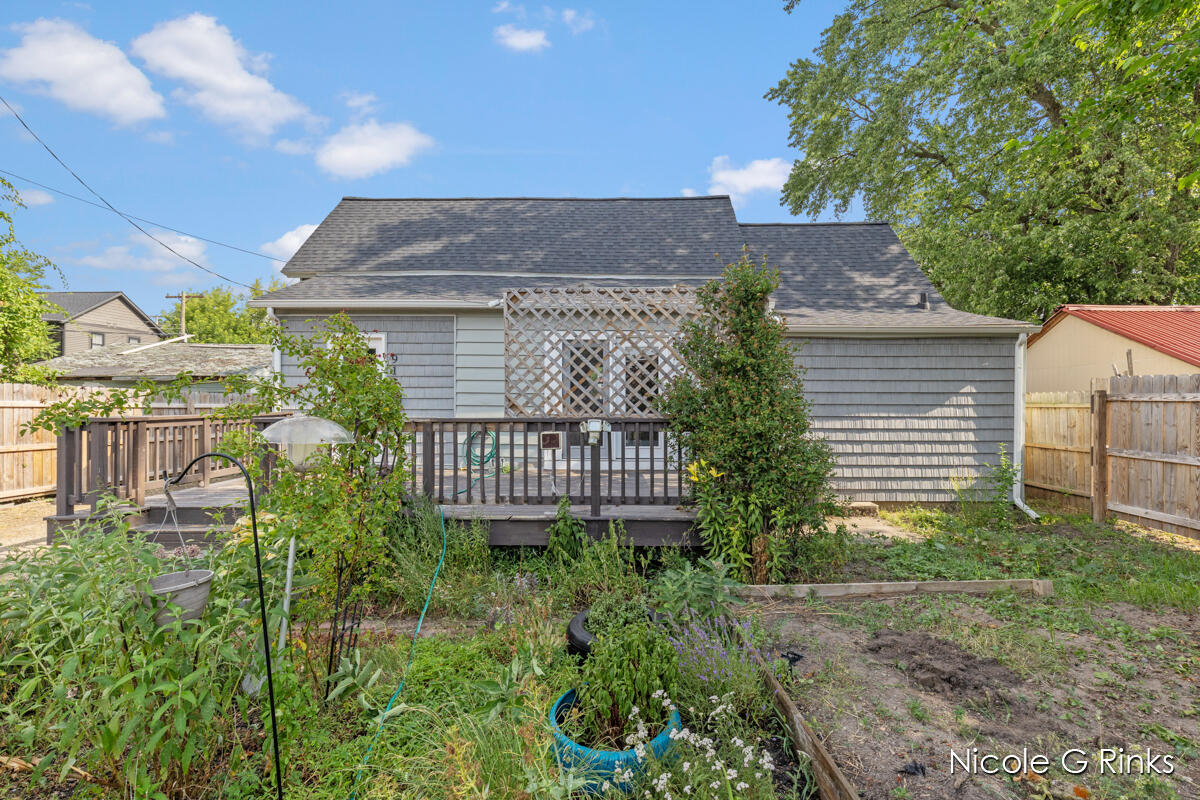 Homes for sale in Grand Rapids, MI | 911 Baldwin St, Grand Rapids, MI 49506 | MLS# 70480408