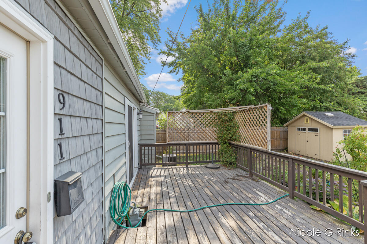 Homes for sale in Grand Rapids, MI | 911 Baldwin St, Grand Rapids, MI 49506 | MLS# 70480408