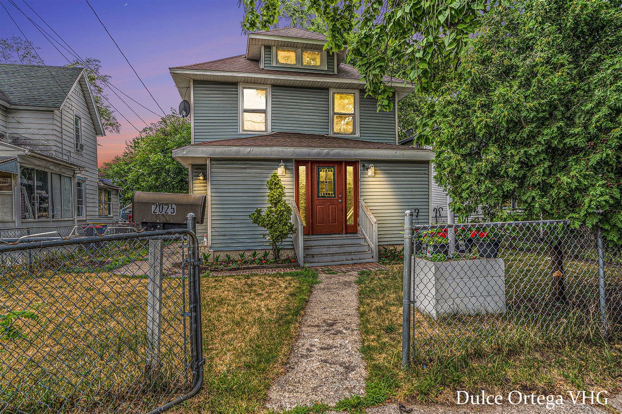 Homes for sale in Grand Rapids, MI | 2025 Palace Ave, Grand Rapids, MI 49507 | MLS# 70480427