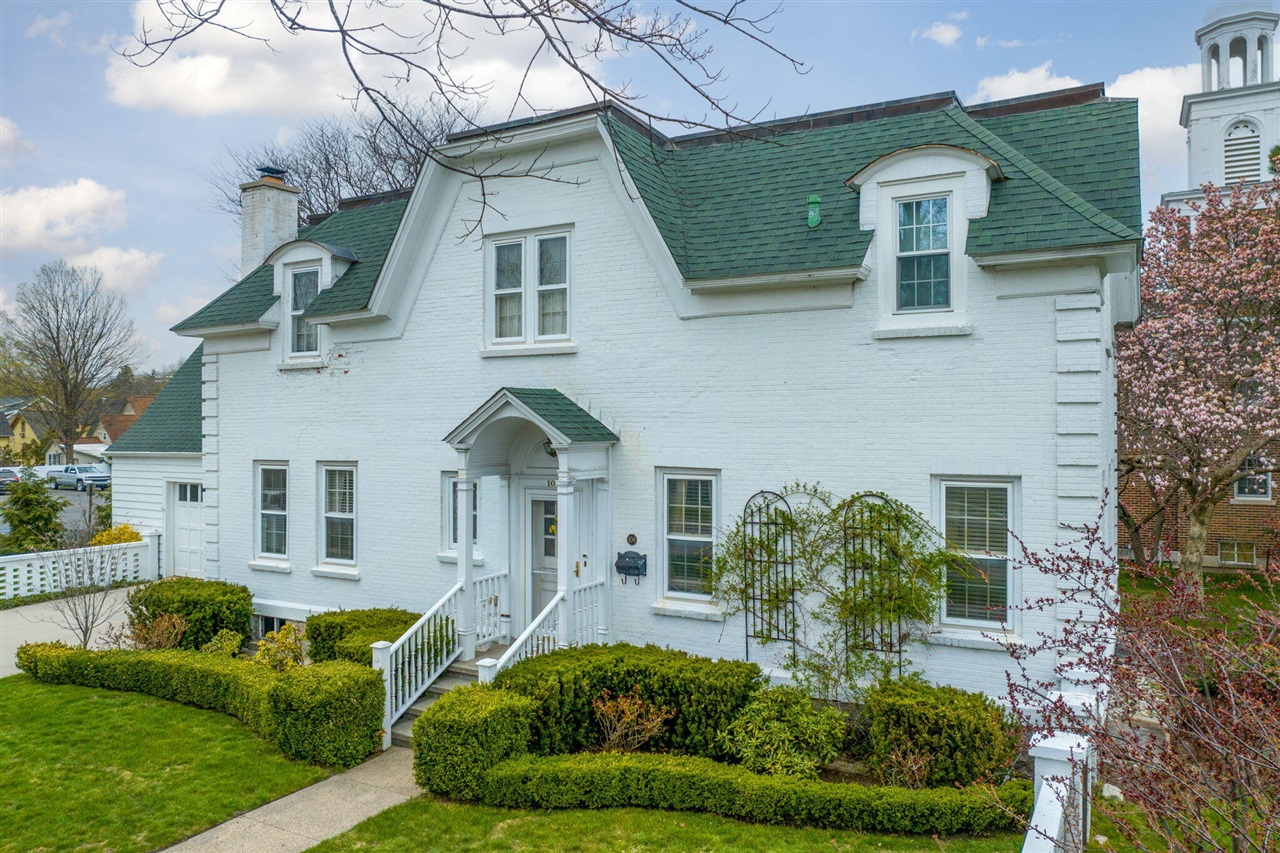 Homes for sale in Big Rapids, MI | 106 Rust Ave, Big Rapids, MI 49307 | MLS# 70480581