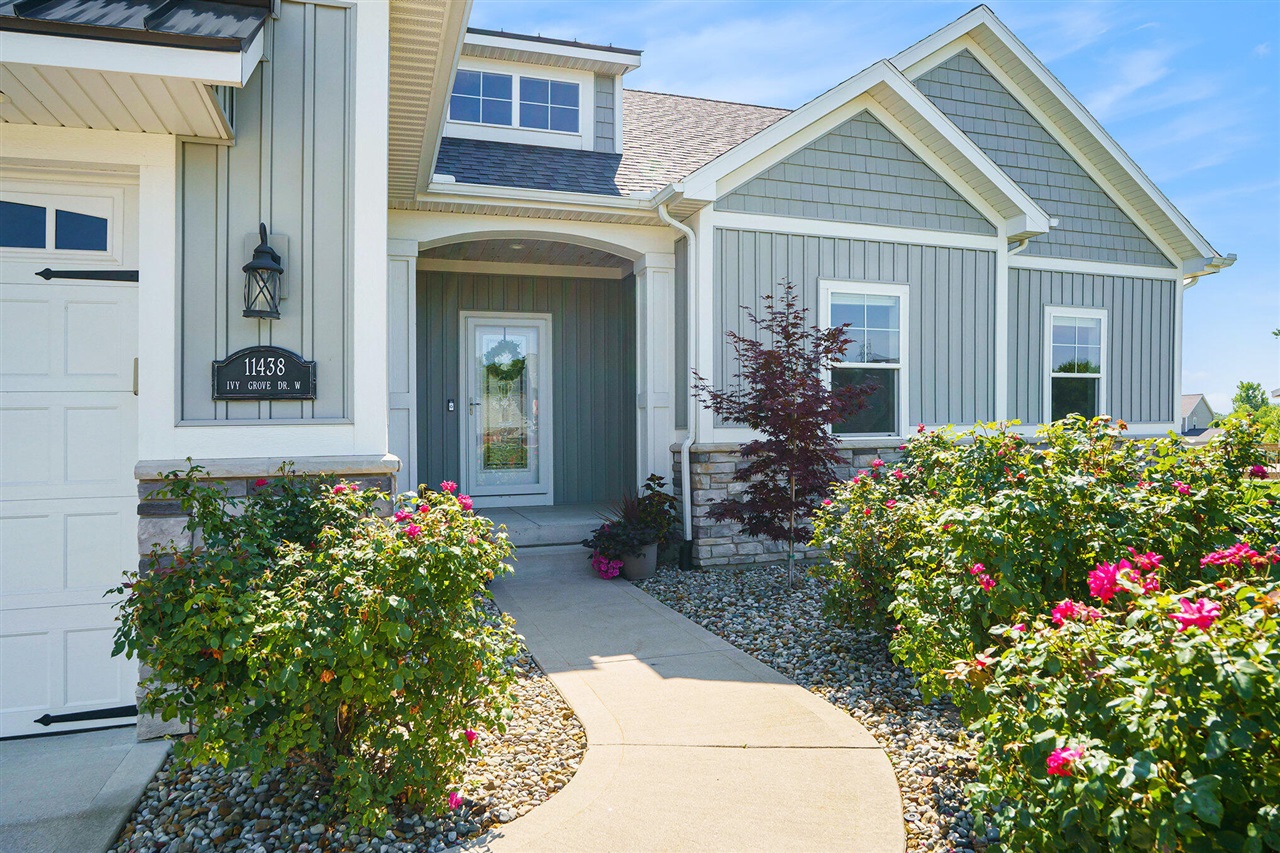 Homes for sale in Grand Rapids, MI | 11438 Ivy Grove West Dr, Grand Rapids, MI 49534 | MLS# 70480589