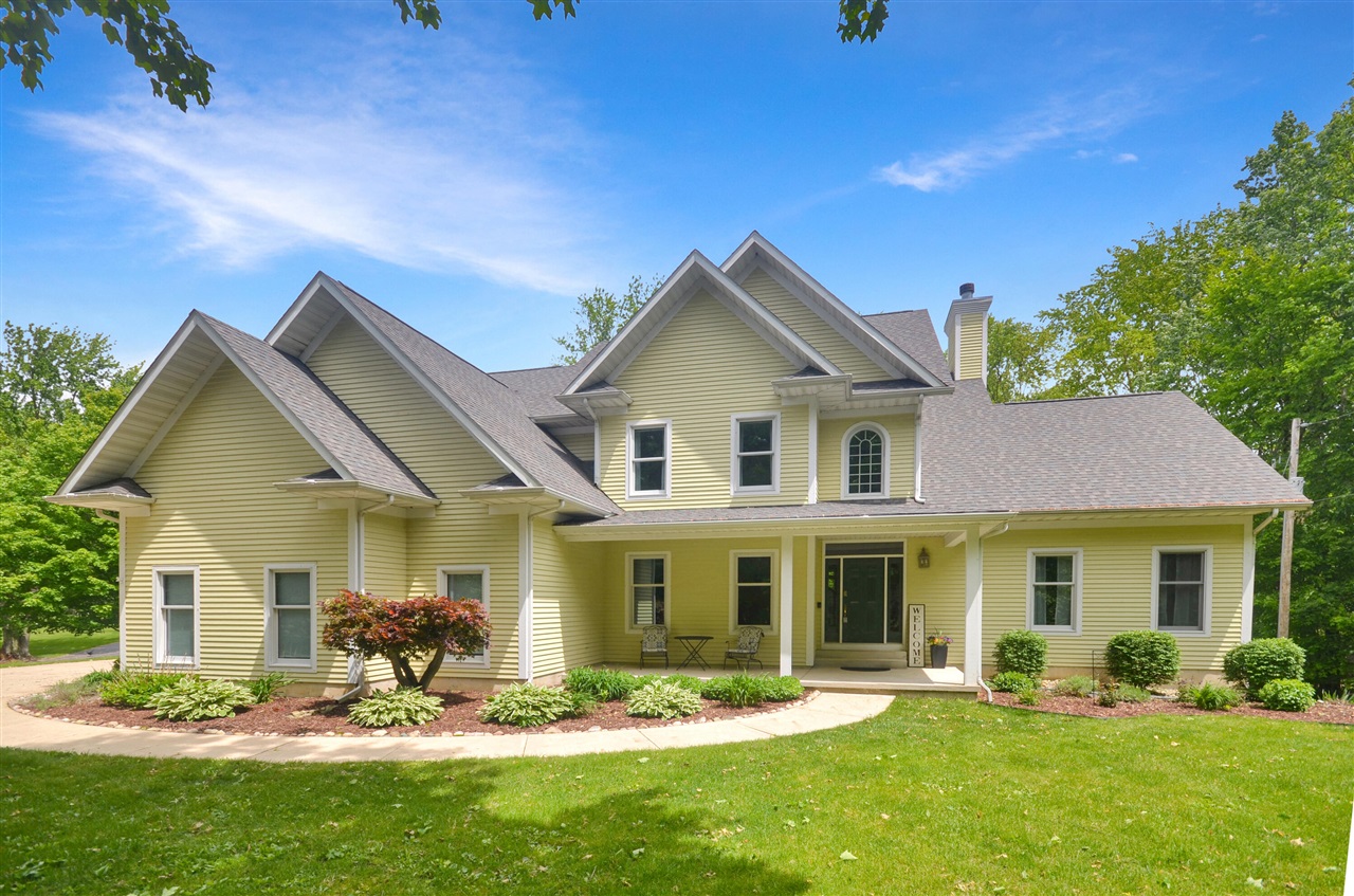 Homes for sale in Kalamazoo, MI | 5371 S 4Th St, Kalamazoo, MI 49009 | MLS# 70480785