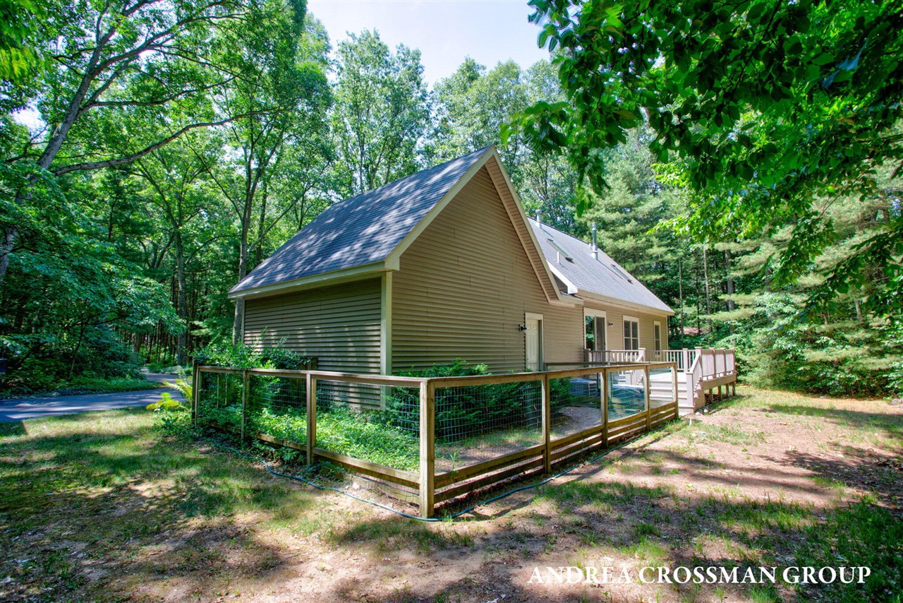 Homes for sale in Saugatuck, MI | 6187 Bayou Trl, Saugatuck, MI 49453 | MLS# 70480864