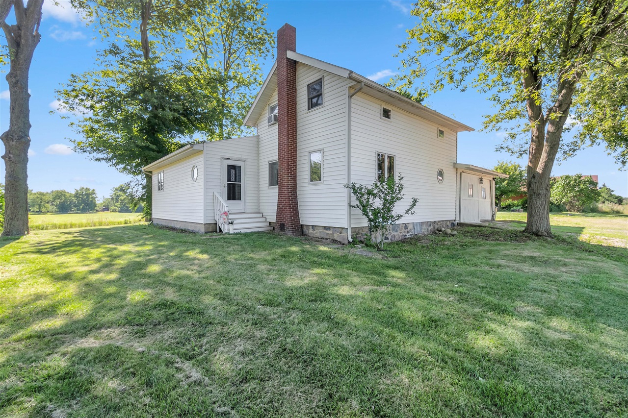 Homes for sale in Osseo, MI | 5311 E Burt Rd, Osseo, MI 49266 | MLS# 70481056