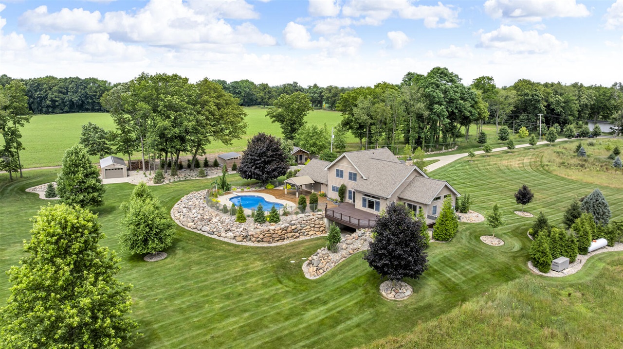 Homes for sale in Horton, MI | 12500 Round Lake Rd, Horton, MI 49246 | MLS# 70481340