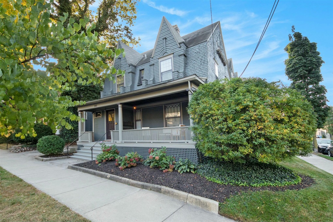 Homes for sale in Grand Rapids, MI | 106 Prospect Ave, Grand Rapids, MI 49503 | MLS# 70481738