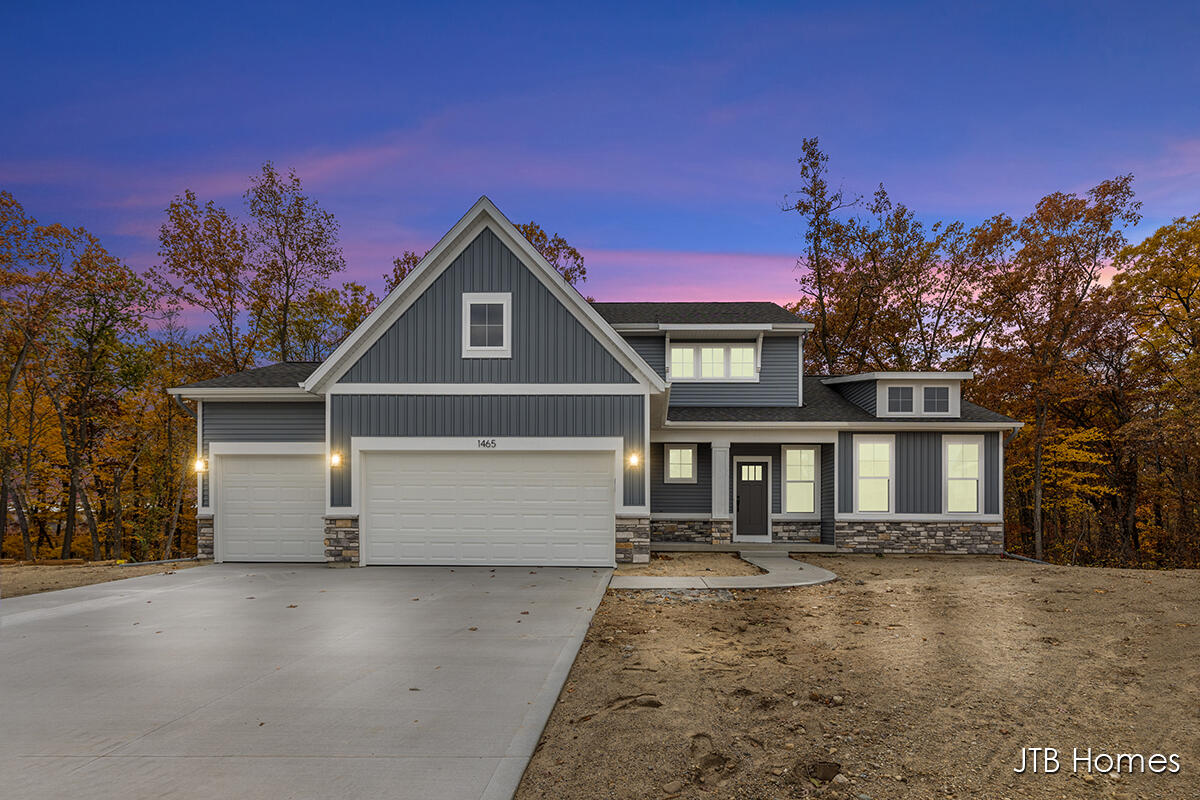 Homes for sale in Lowell, MI | 1465 Kimber Dr, Lowell, MI 49331 | MLS# 70482038