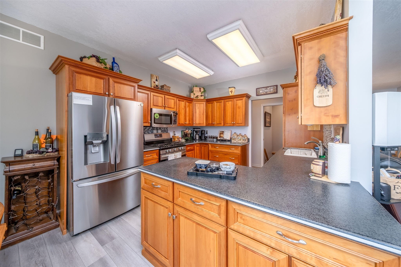 Homes for sale in Remus, MI | 11425 Fowler Dr, Remus, MI 49340 | MLS# 70482154