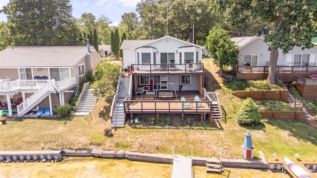 Homes for sale in Mecosta, MI | 14134 90th Ave, Mecosta, MI 49332 | MLS# 70482257