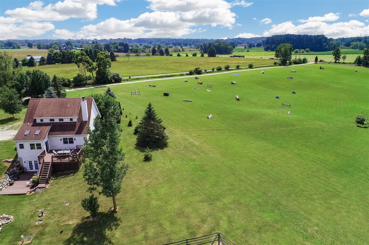 Homes for sale in Howell, MI | 2699 Cedar Lake Rd, Howell, MI 48843 | MLS# 70482305