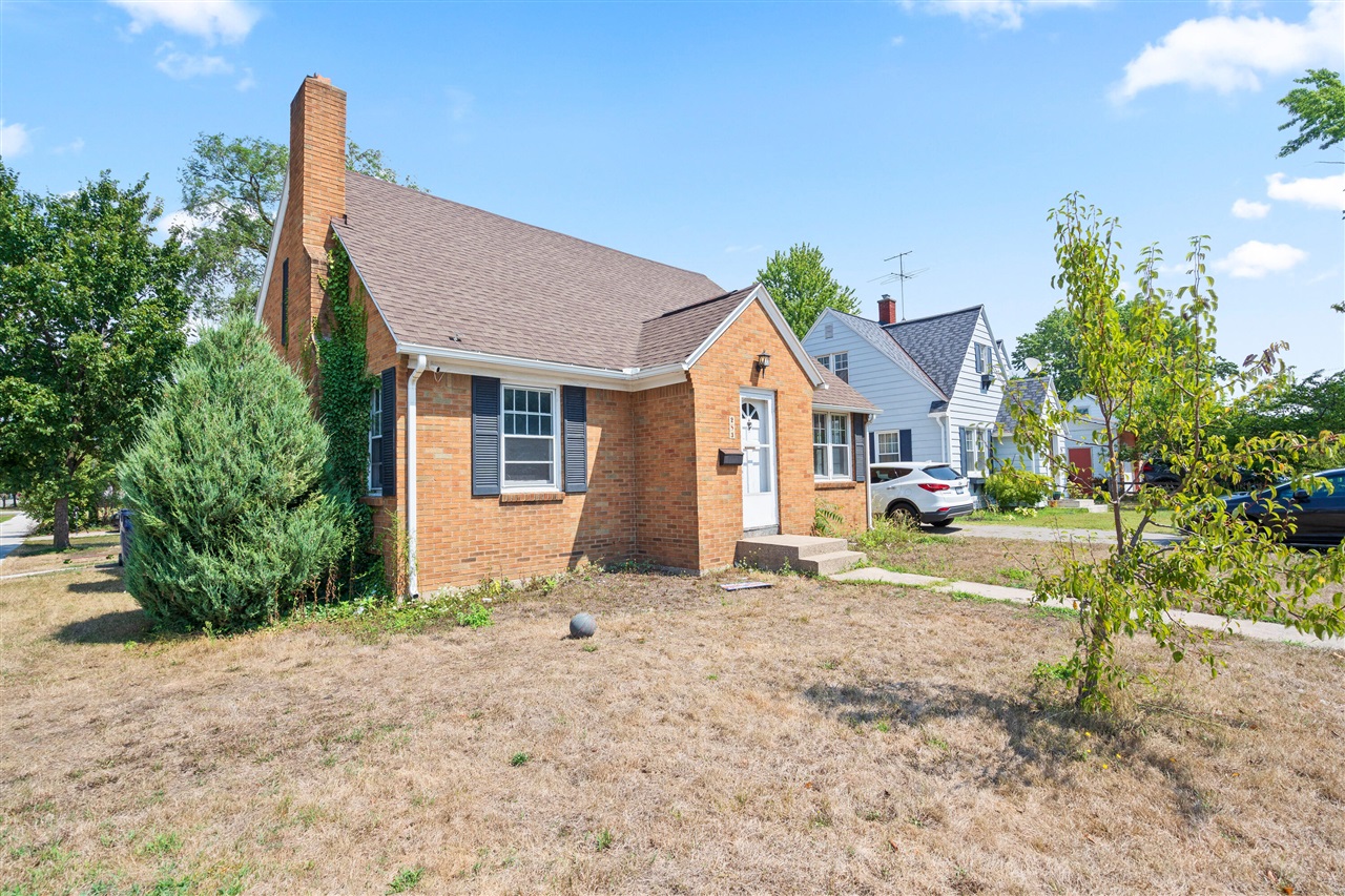 Homes for sale in Holland, MI | 283 W 16th St, Holland, MI 49423 | MLS# 70482361