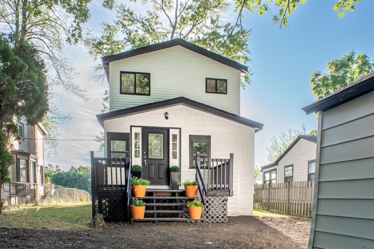 Homes for sale in Grand Rapids, MI | 3785 Willow Dr, Grand Rapids, MI 49525 | MLS# 70482612