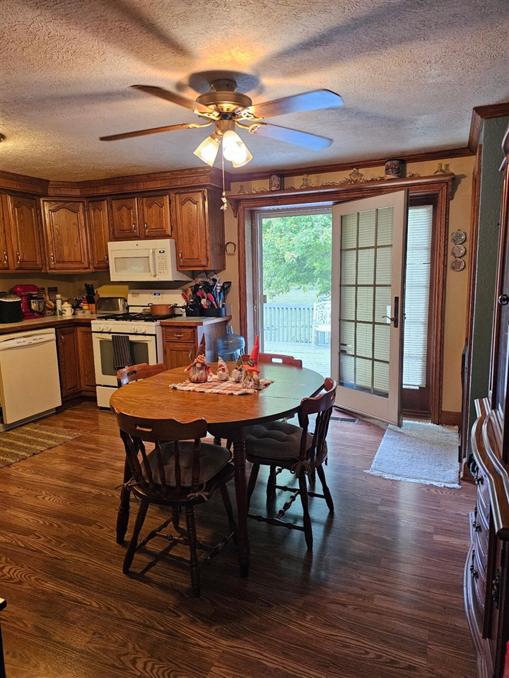 Homes for sale in Lansing, MI | 15940 Elmira St, Lansing, MI 48906 | MLS# 70482711