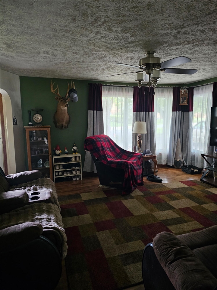 Homes for sale in Lansing, MI | 15940 Elmira St, Lansing, MI 48906 | MLS# 70482711