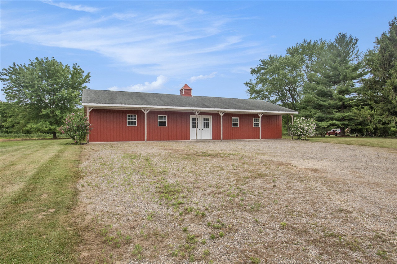 Homes for sale in Bangor, MI | 62099 M-43, Bangor, MI 49013 | MLS# 70482742