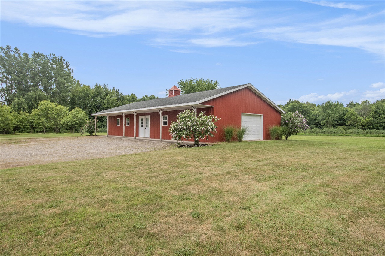 Homes for sale in Bangor, MI | 62099 M-43, Bangor, MI 49013 | MLS# 70482742