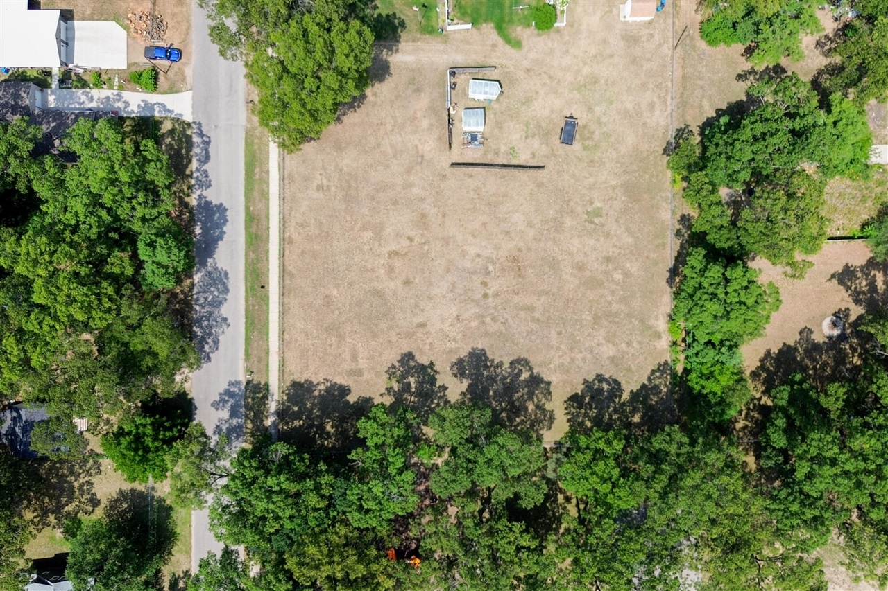 Homes for sale in Norton Shores, MI | 2874 Mc Dermott St, Norton Shores, MI 49444 | MLS# 70482835