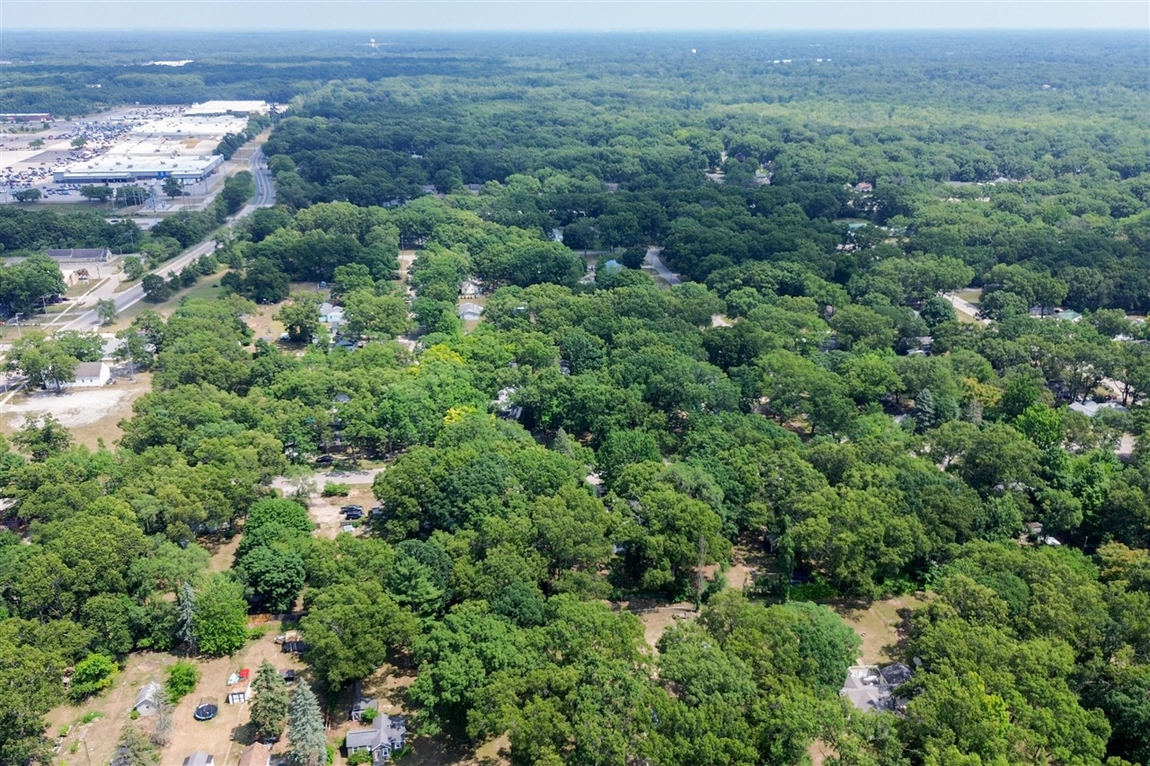 Homes for sale in Norton Shores, MI | 2874 Mc Dermott St, Norton Shores, MI 49444 | MLS# 70482835