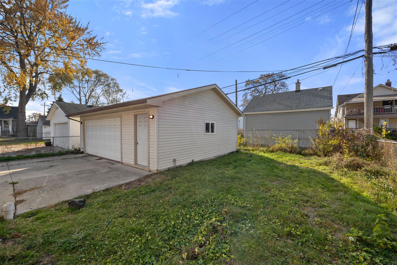 Homes for sale in Wyandotte, MI | 1114 2nd St, Wyandotte, MI 48192 | MLS# 70483042