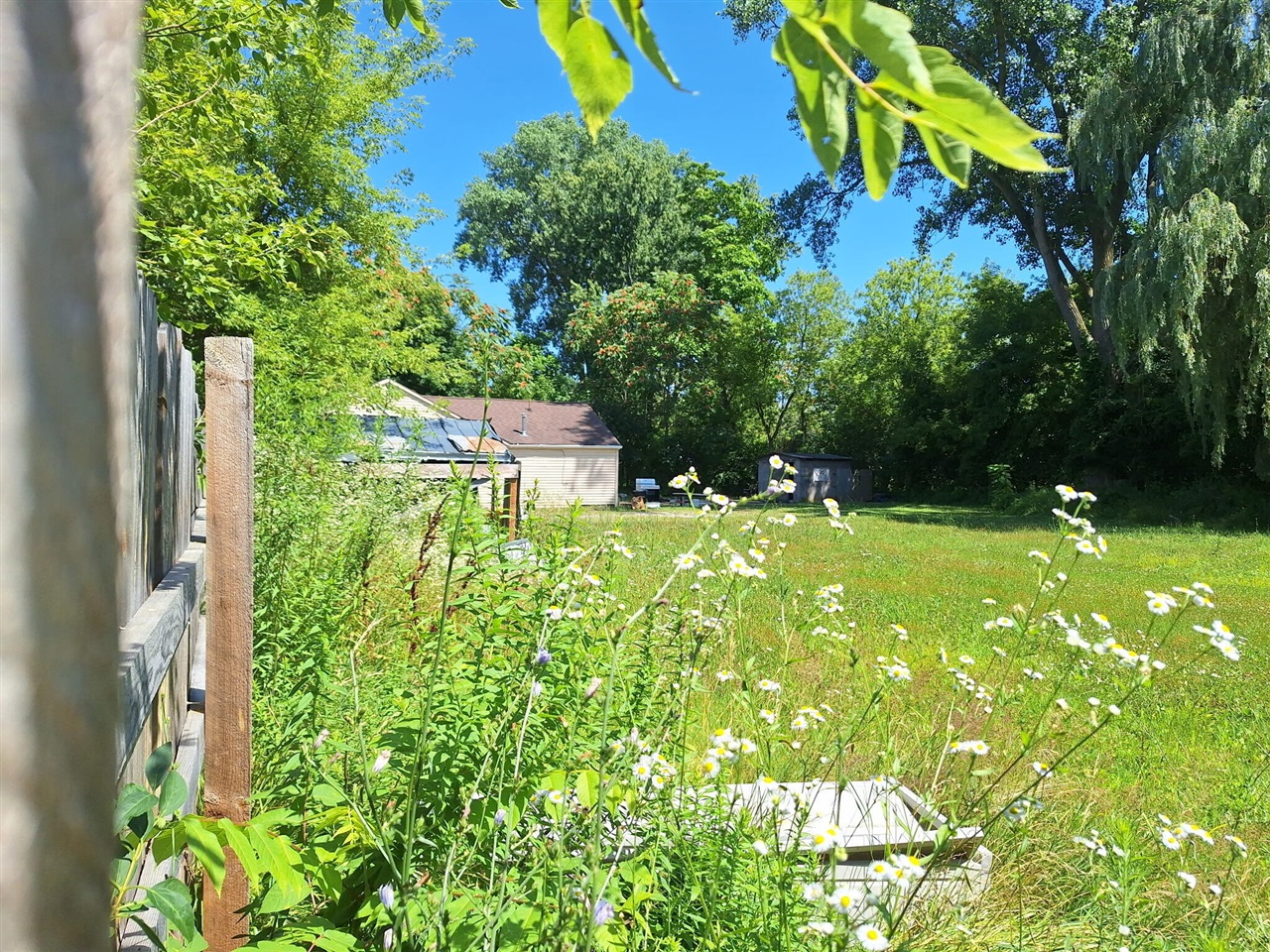 Homes for sale in Saginaw, MI | 7101 Mccliggott Rd, Saginaw, MI 48609 | MLS# 70483298