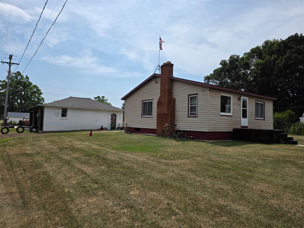 Homes for sale in Mears, MI | 5681 W Fox Rd, Mears, MI 49436 | MLS# 70483300