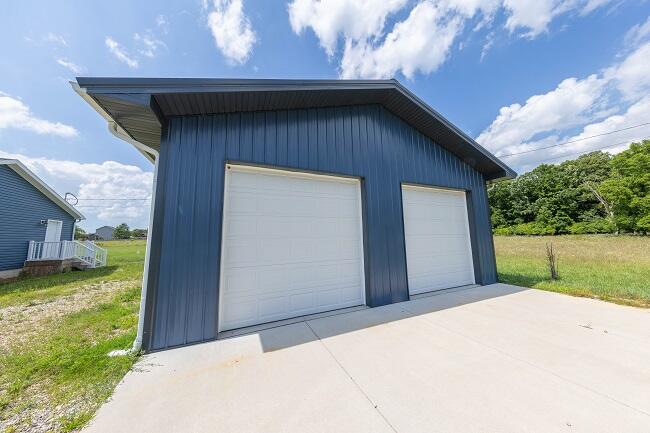 Homes for sale in Charlotte, MI | 4716 Margaret Dr, Charlotte, MI 48813 | MLS# 70483337