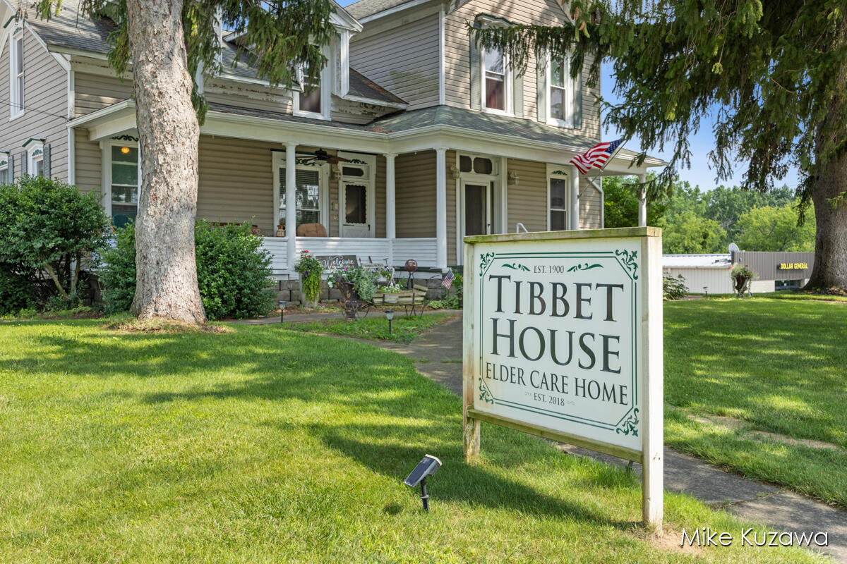 Homes for sale in Ravenna, MI | 3492 Main St, Ravenna, MI 49451 | MLS# 70483389