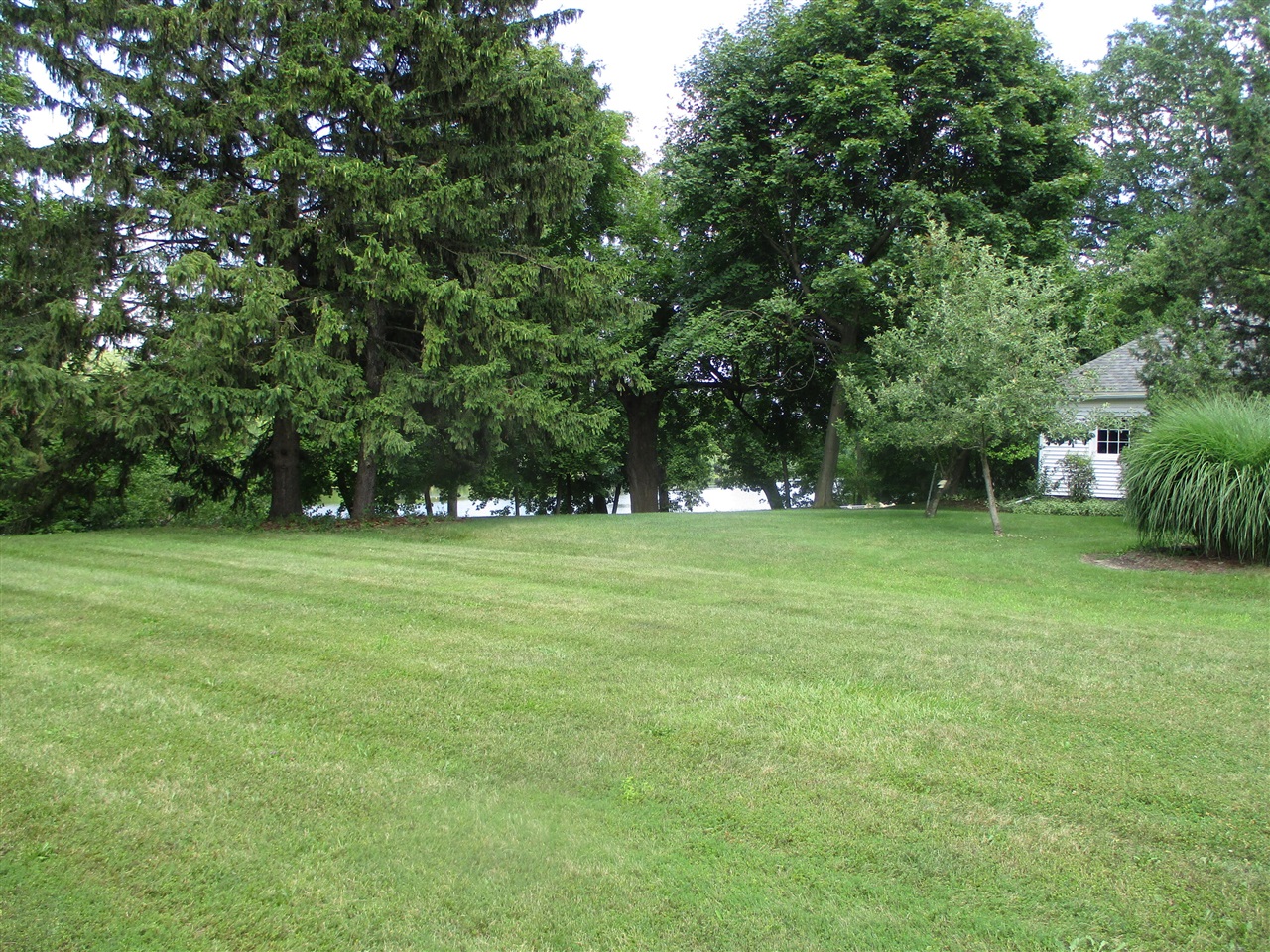 Homes for sale in Lansing, MI | 1912 Moores River Dr, Lansing, MI 48910 | MLS# 70483482