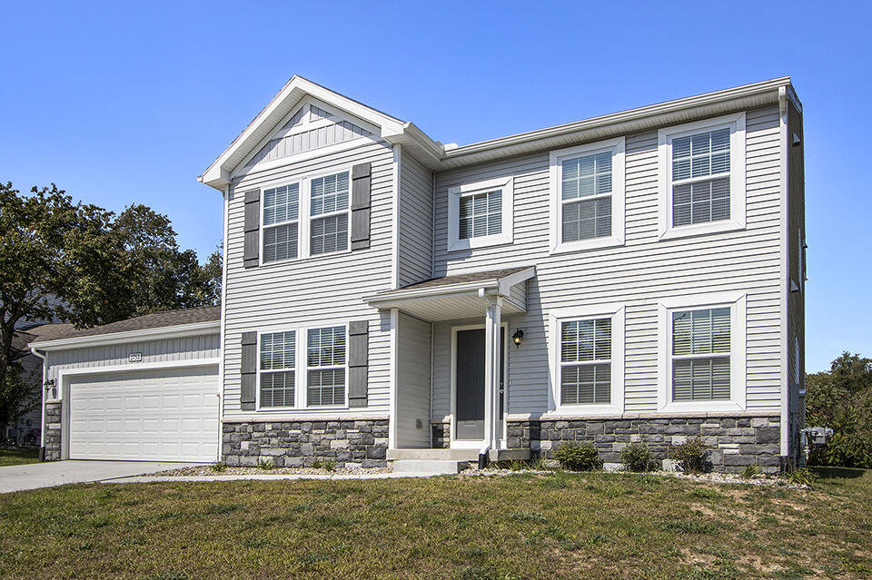 Homes for sale in Caledonia, MI | 3235 Postern Dr, Caledonia, MI 49316 | MLS# 70483576