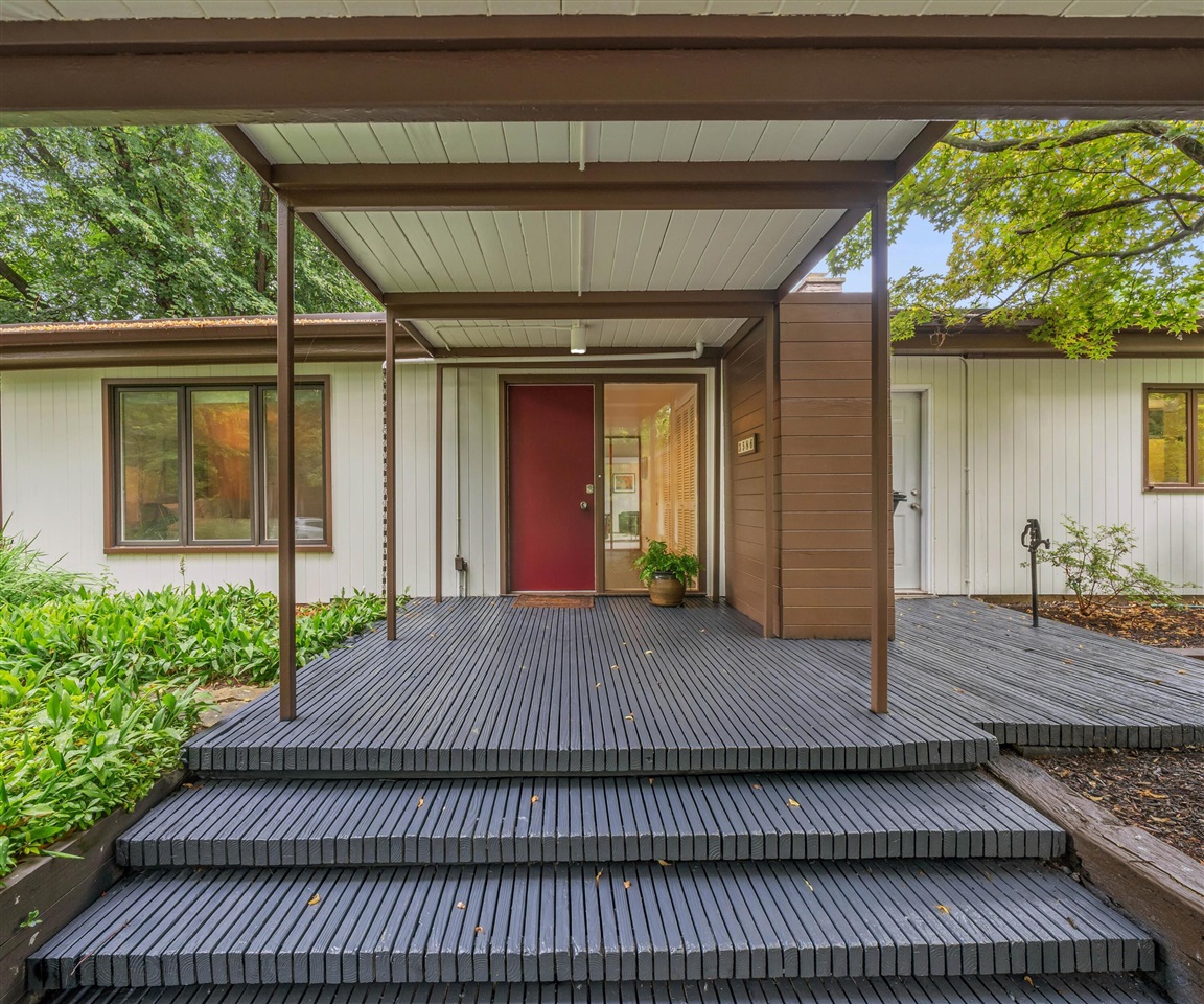 Homes for sale in Ann Arbor, MI | 3586 E Huron River Dr, Ann Arbor, MI 48104 | MLS# 70484058