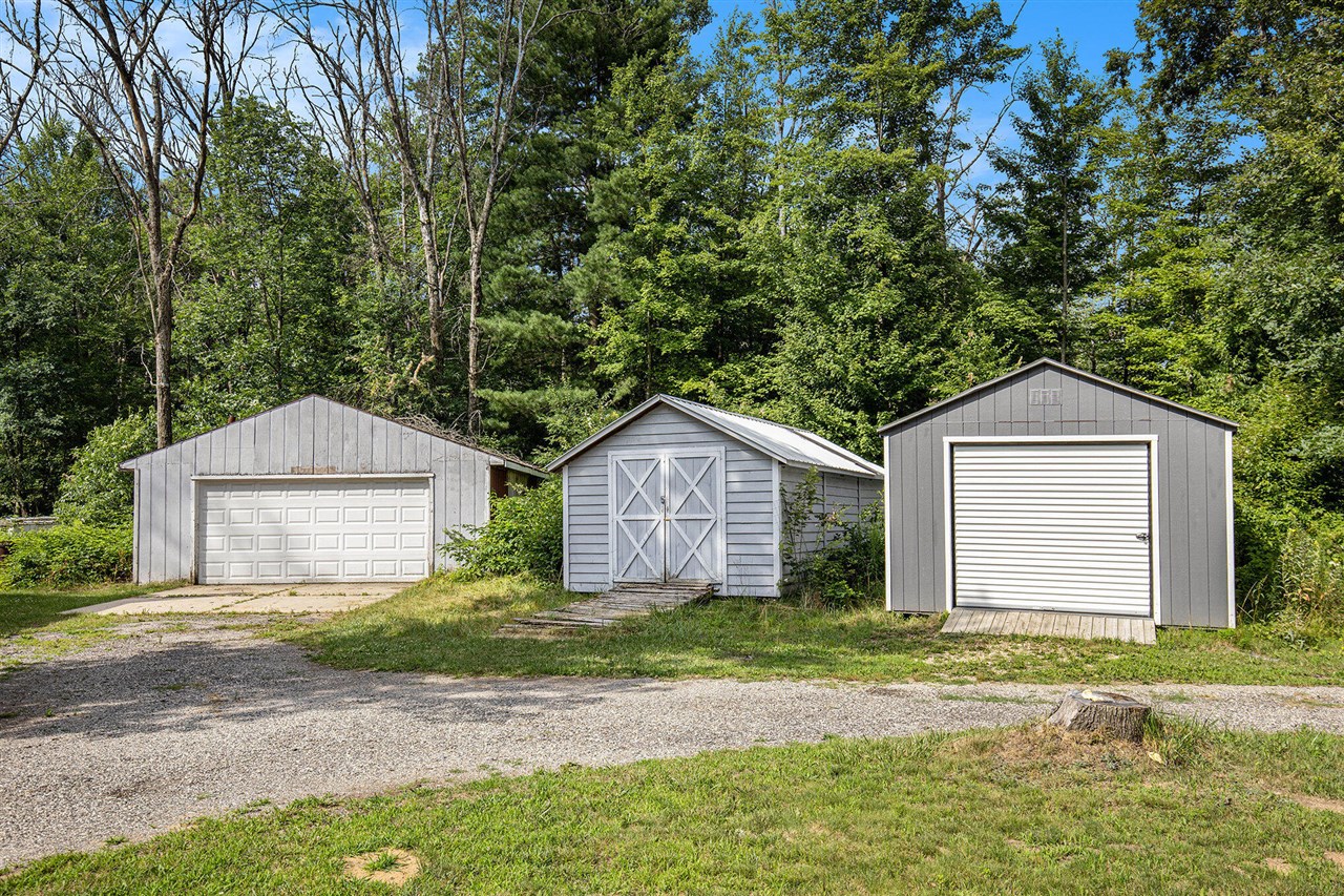 Homes for sale in Morley, MI | 21799 1 Mile Rd, Morley, MI 49336 | MLS# 70484538