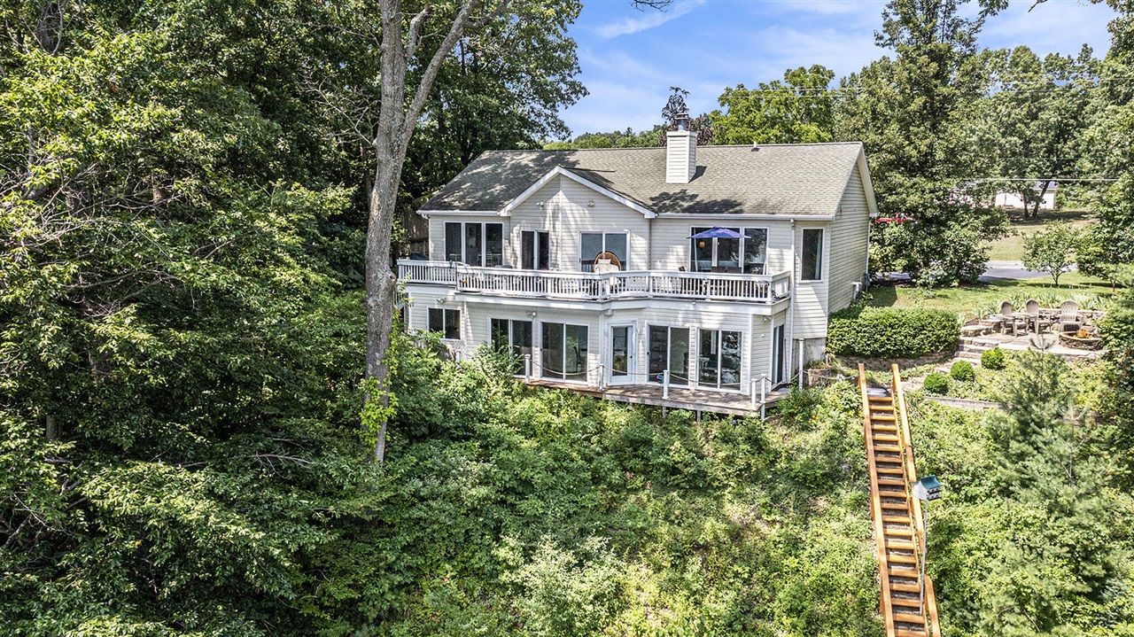 Homes for sale in Allegan, MI | 3970 Allegan Dam Rd, Allegan, MI 49010 | MLS# 70484609