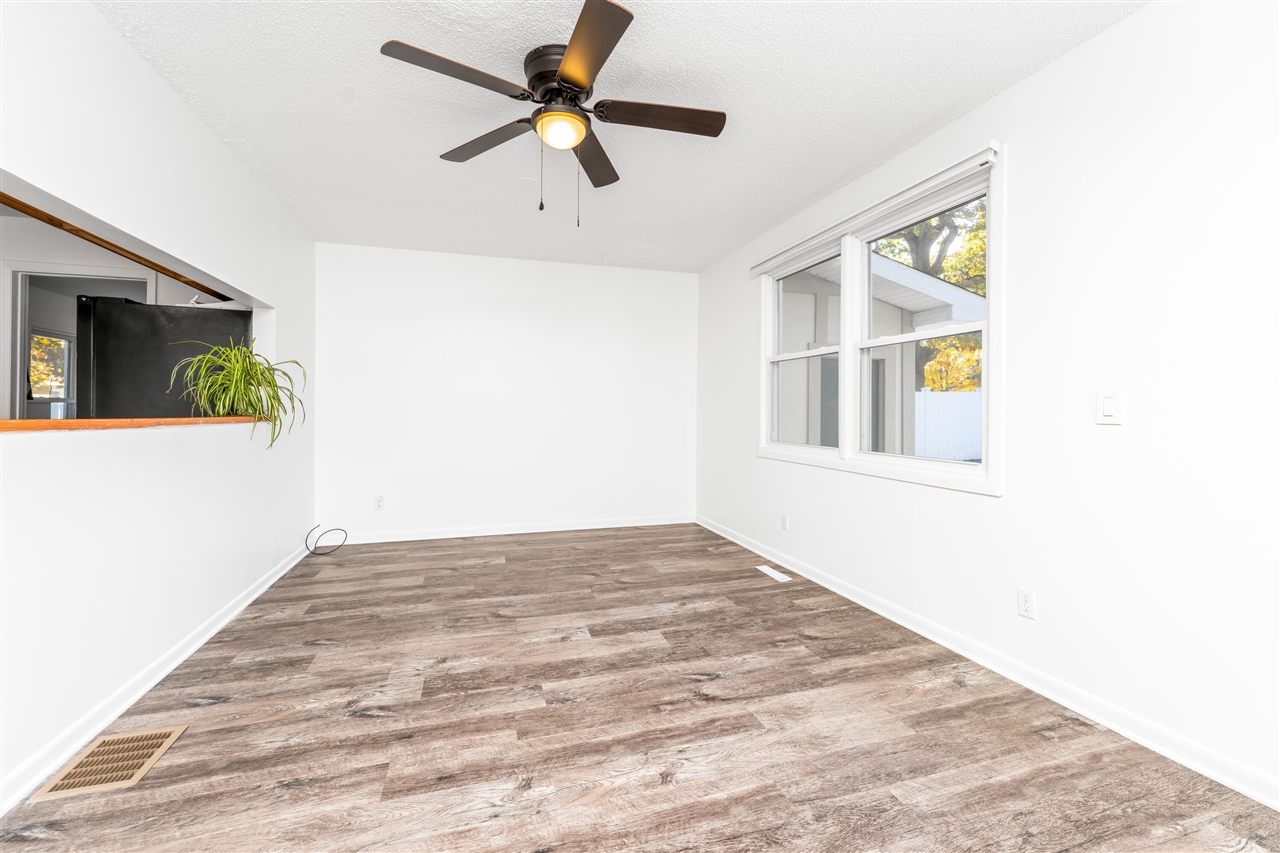 Homes for sale in Kalamazoo, MI | 8244 W Q Ave, Kalamazoo, MI 49009 | MLS# 70484716