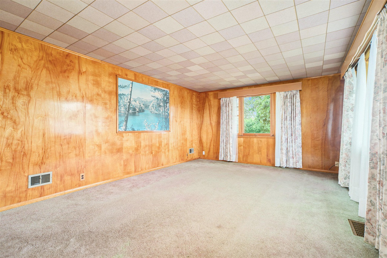 Homes for sale in Three Rivers, MI | 106 N Erie St, Three Rivers, MI 49093 | MLS# 70484771