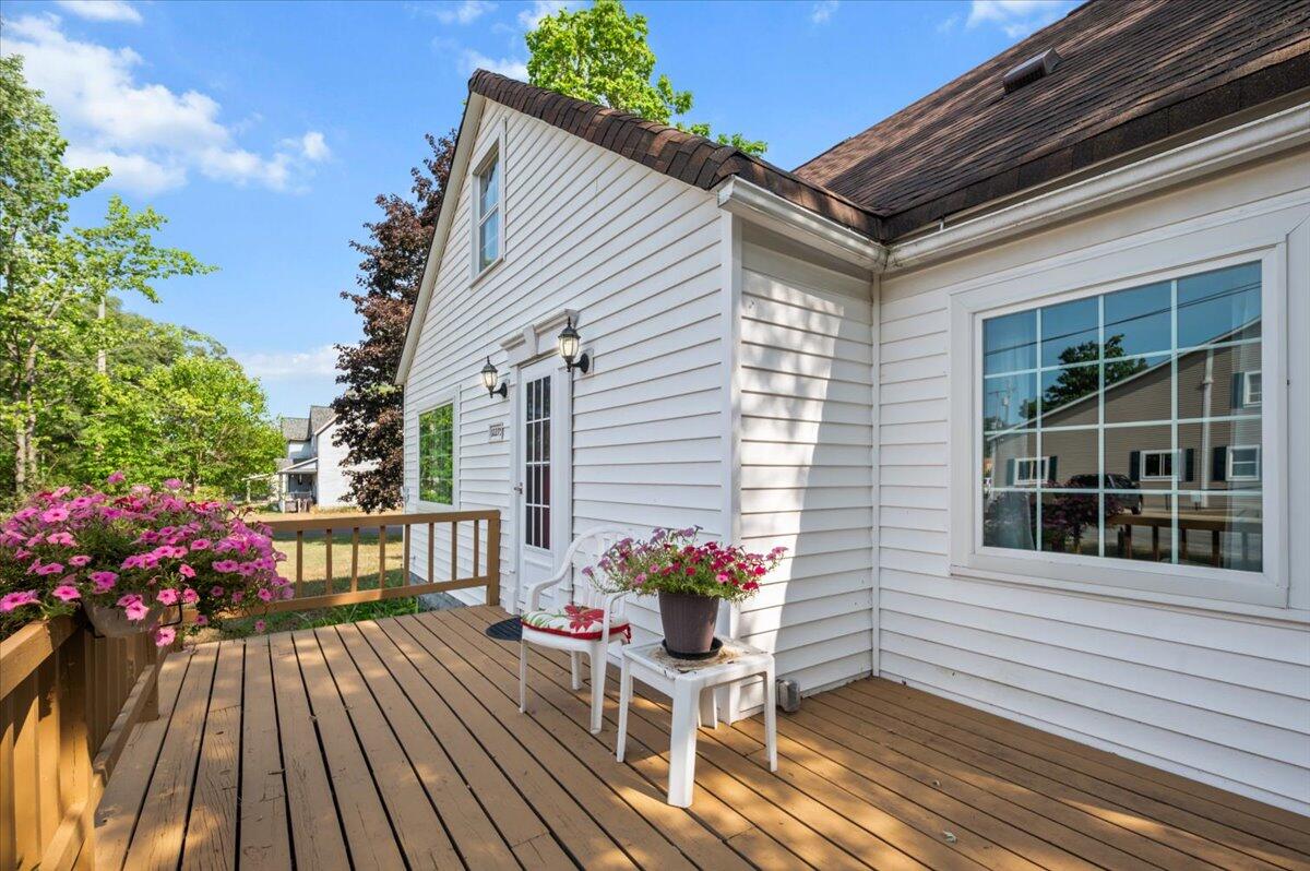 Homes for sale in Ravenna, MI | 12279 Stafford St, Ravenna, MI 49451 | MLS# 70484772