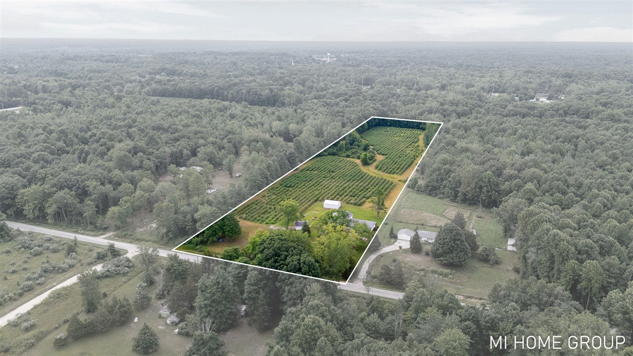 Homes for sale in Covert, MI | 74721 30th Ave, Covert, MI 49043 | MLS# 70484934