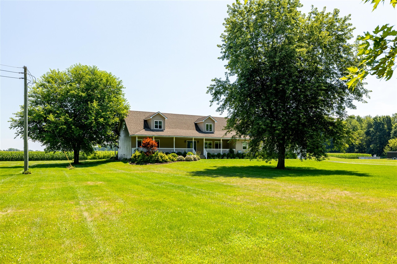 Homes for sale in Milan, MI | 10151 Hitchingham Rd, Milan, MI 48160 | MLS# 70484986