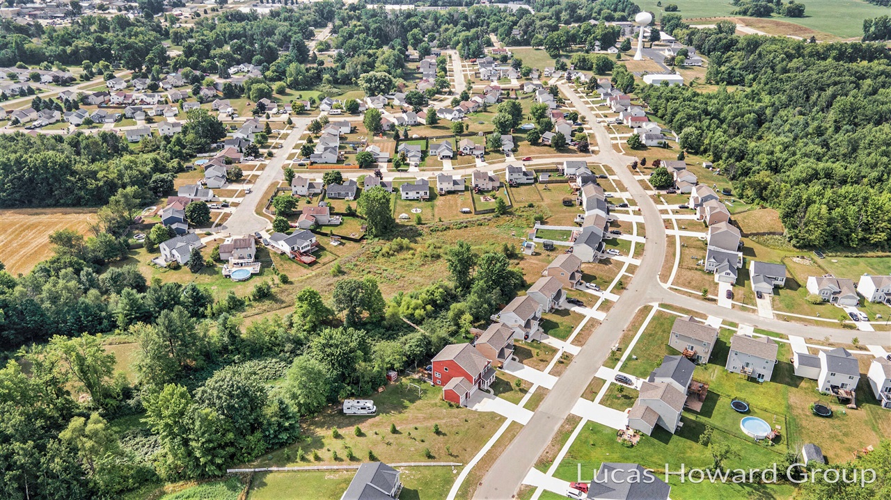 Homes for sale in Cedar Springs, MI | 490 Ne Pioneer Trl, Cedar Springs, MI 49319 | MLS# 70485025