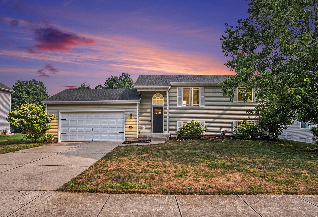 Homes for sale in Rockford, MI | 4139 Whirlwind Dr, Rockford, MI 49341 | MLS# 70485163