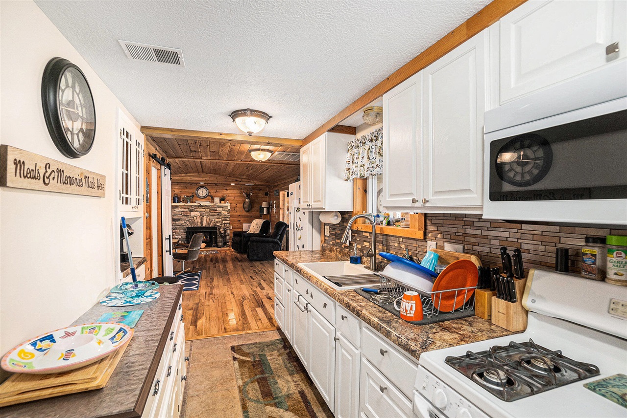 Homes for sale in Tustin, MI | 18867 200Th Ave, Tustin, MI 49688 | MLS# 70485428