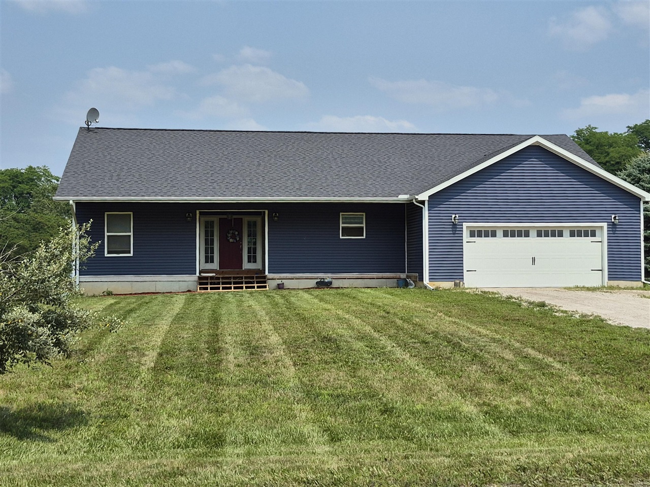 Homes for sale in Whitmore Lake, MI | 5056 Gleason Dr Dr, Whitmore Lake, MI 48189 | MLS# 70485470