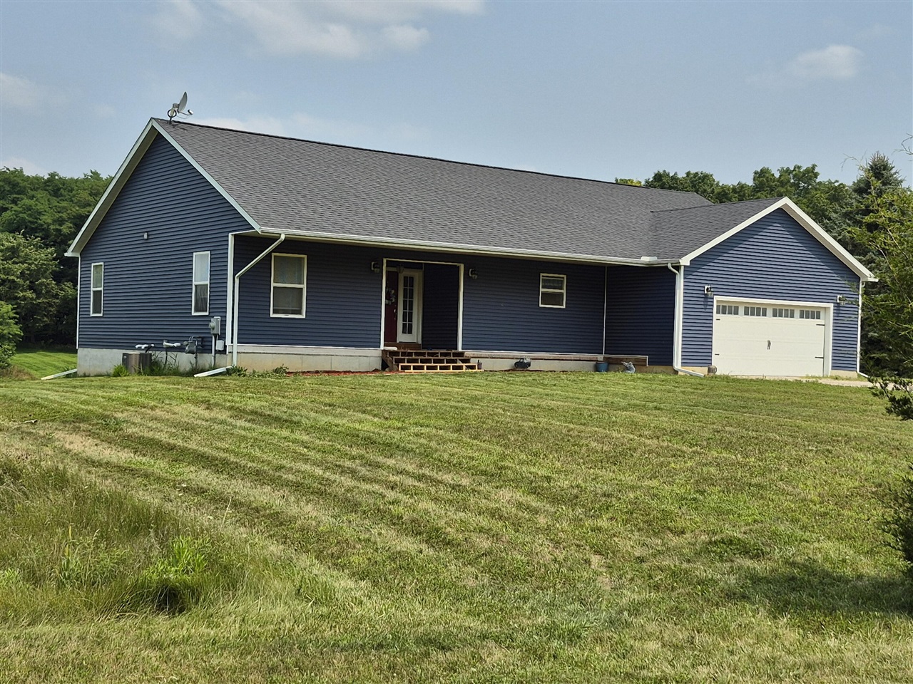 Homes for sale in Whitmore Lake, MI | 5056 Gleason Dr Dr, Whitmore Lake, MI 48189 | MLS# 70485470