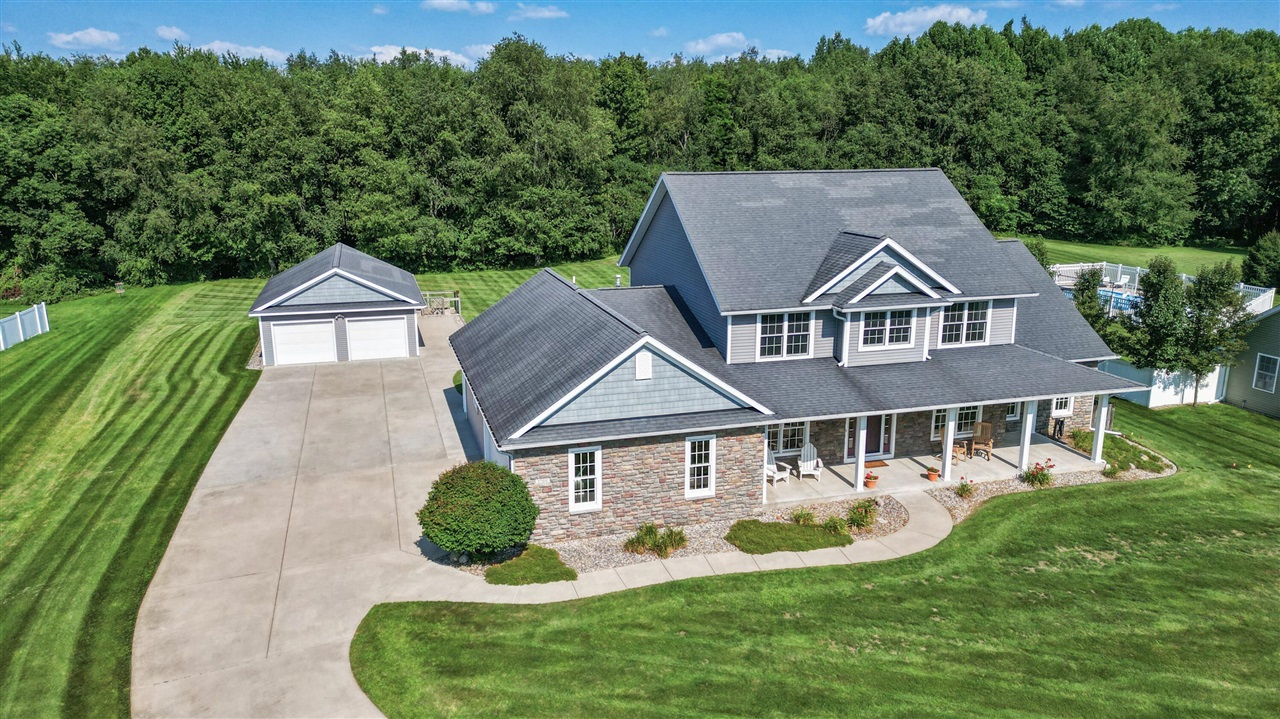 Homes for sale in Kalamazoo, MI | 3700 Oakharbor St, Kalamazoo, MI 49009 | MLS# 70485544