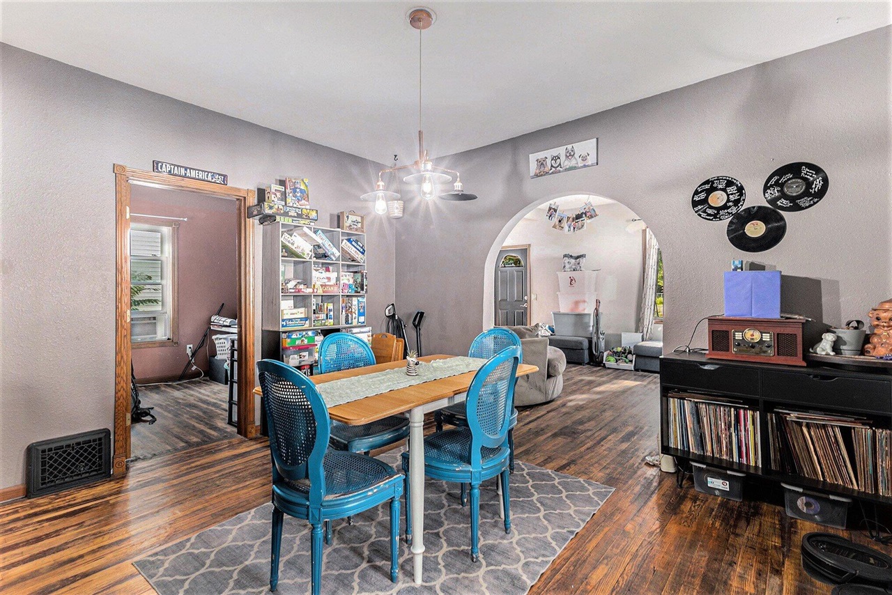 Homes for sale in Ludington, MI | 709 E Loomis St, Ludington, MI 49431 | MLS# 70485645