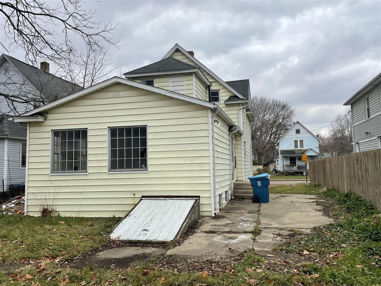 Homes for sale in Kalamazoo, MI | 1517 E Stockbridge Ave, Kalamazoo, MI 49001 | MLS# 70485772