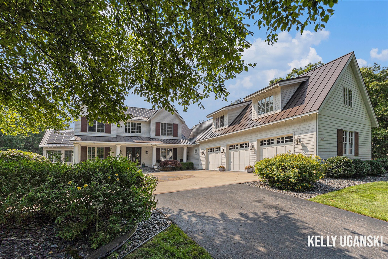 Homes for sale in Muskegon, MI | 2275 North Scenic Dr, Muskegon, MI 49445 | MLS# 70485815