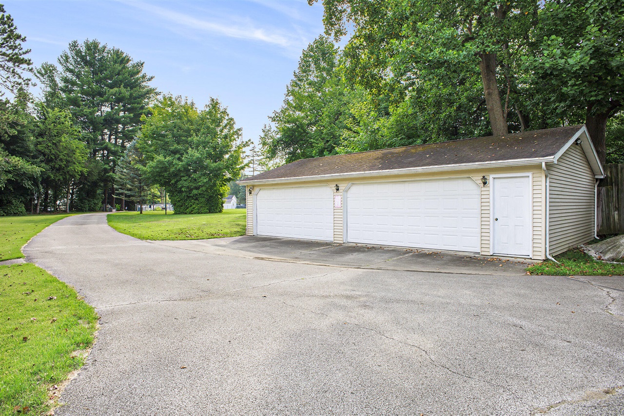 Homes for sale in Niles, MI | 1806 Bond St, Niles, MI 49120 | MLS# 70486286